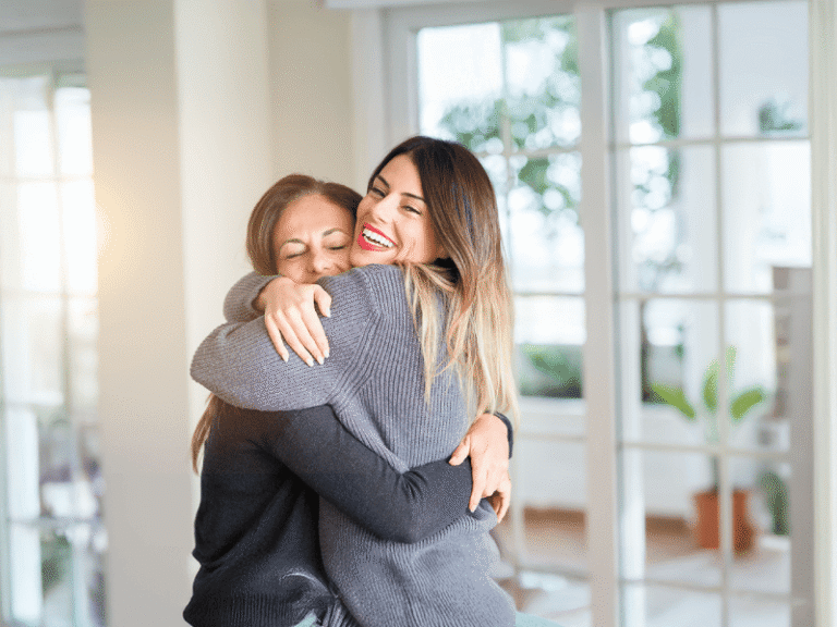 Peticiones Familiares <br>y Ajuste de Estatus